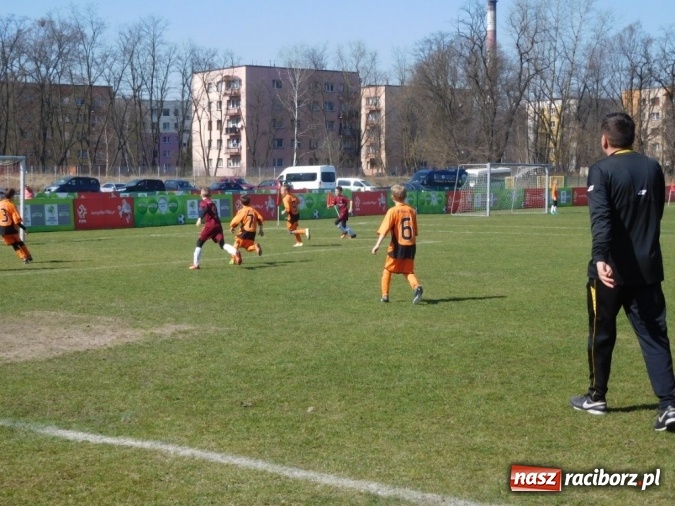 Zdjęcie w galerii na portalu naszraciborz.pl: Z podwórka na stadion - SP 15 Racibórz druga w województwie śląskim wiadomości z regionu