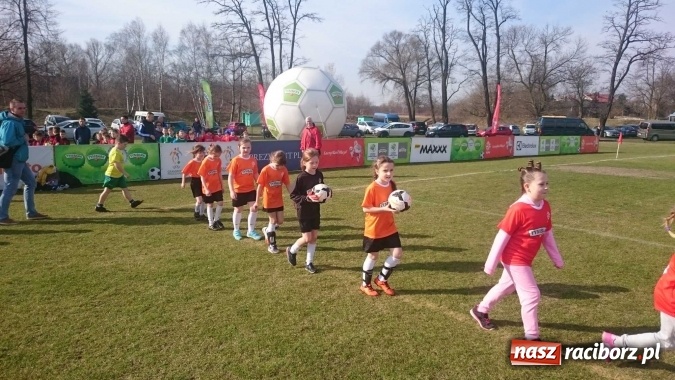 Zdjęcie w galerii na portalu naszraciborz.pl: Najlepsza bramkarka turnieju pochodzi z Pawłowa  wiadomości z regionu