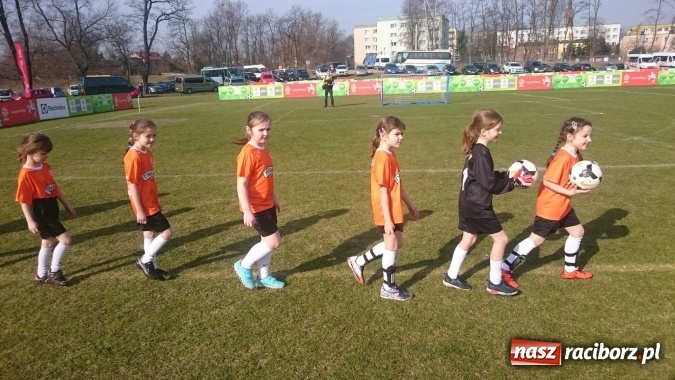 Zdjęcie w galerii na portalu naszraciborz.pl: Najlepsza bramkarka turnieju pochodzi z Pawłowa  wiadomości z regionu