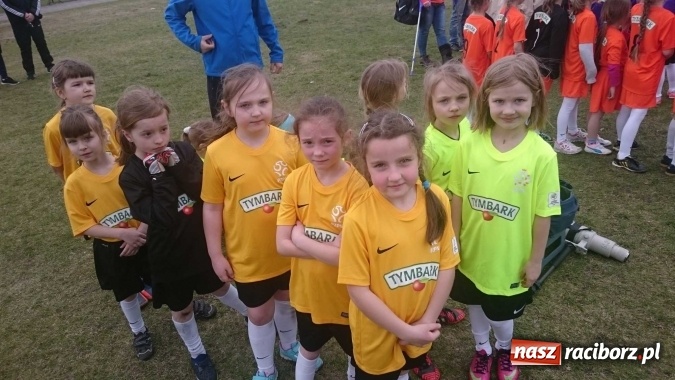 Zdjęcie w galerii na portalu naszraciborz.pl: Najlepsza bramkarka turnieju pochodzi z Pawłowa  wiadomości z regionu