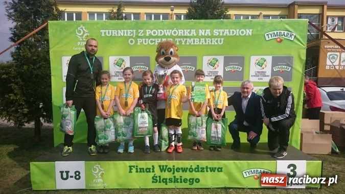 Zdjęcie w galerii na portalu naszraciborz.pl: Najlepsza bramkarka turnieju pochodzi z Pawłowa  wiadomości z regionu