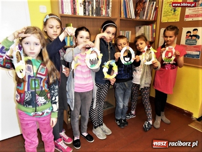 Zdjęcie w galerii na portalu naszraciborz.pl: Wielkanoc tuż, tuż... Biblioteka zorganizowała warsztaty dla dzieci wiadomości z regionu