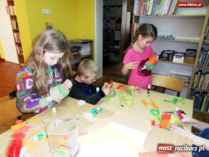 Zdjęcie w galerii na portalu naszraciborz.pl: Wielkanoc tuż, tuż... Biblioteka zorganizowała warsztaty dla dzieci wiadomości z regionu