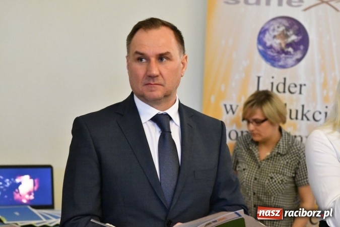 Zdjęcie w galerii na portalu naszraciborz.pl: Ślusarze i spawacze - specjaliści poszukiwani na rynku pracy wiadomości z regionu