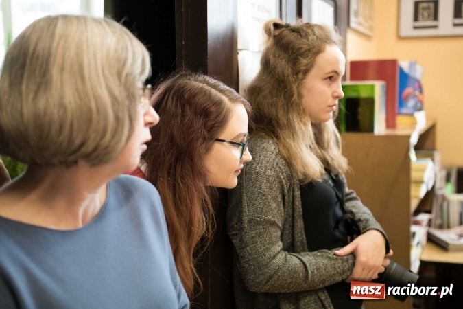 Zdjęcie w galerii na portalu naszraciborz.pl: Czarowanie gimnazjalist&oacute;w, czyli dni otwarte w raciborskich szkołach ponadgimnazjalnych wiadomości z regionu