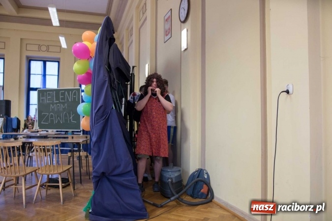 Zdjęcie w galerii na portalu naszraciborz.pl: Czarowanie gimnazjalist&oacute;w, czyli dni otwarte w raciborskich szkołach ponadgimnazjalnych wiadomości z regionu