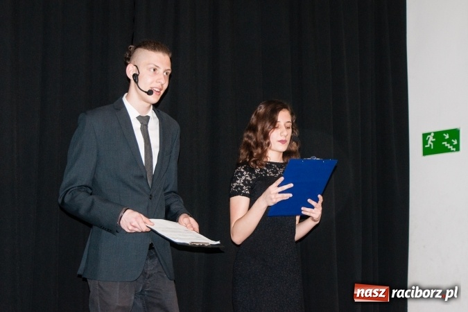 Zdjęcie w galerii na portalu naszraciborz.pl: Irrealis postawił na Wieczór Krótkiej Formy wiadomości z regionu