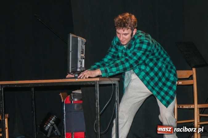 Zdjęcie w galerii na portalu naszraciborz.pl: Irrealis postawił na Wieczór Krótkiej Formy wiadomości z regionu