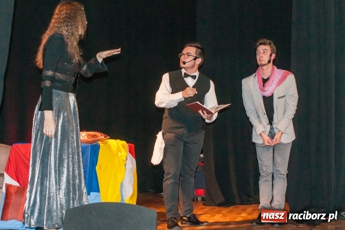 Zdjęcie w galerii na portalu naszraciborz.pl: Irrealis postawił na Wieczór Krótkiej Formy wiadomości z regionu