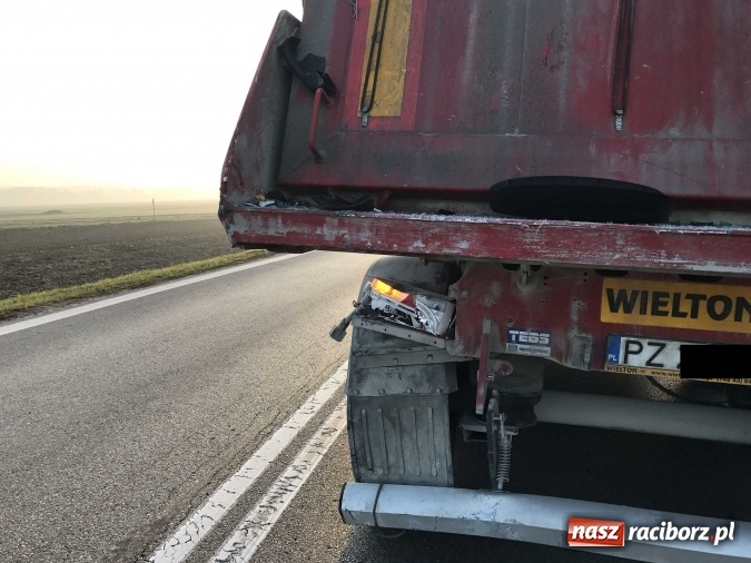 Zdjęcie w galerii na portalu naszraciborz.pl: Dziś rano strażacy pognali do zderzenia na DK 45. Mogło być groźnie!  wiadomości z regionu