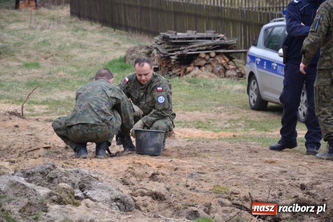 Zdjęcie w galerii na portalu naszraciborz.pl: W Jankowicach znaleziono mały arsenał z okresu II wojny światowej FOTO wiadomości z regionu