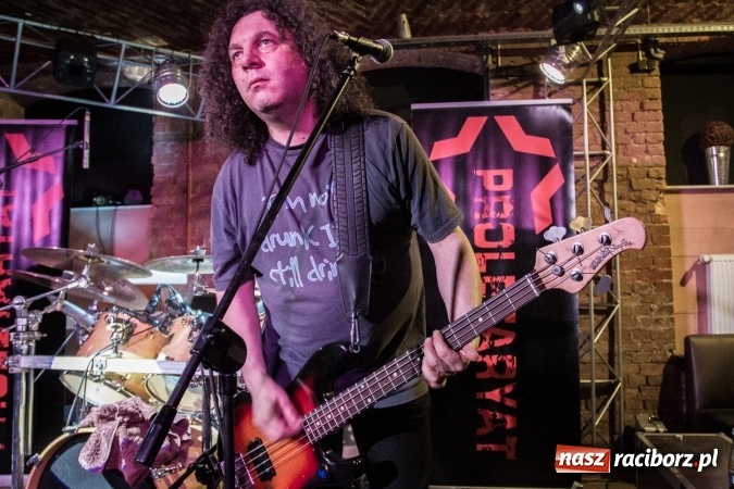 Zdjęcie w galerii na portalu naszraciborz.pl: Raciborska Piwnica kolejny raz zaserwowała kawał dobrego klasycznego mocnego brzmienia. Zagrał Proletaryat wiadomości z regionu