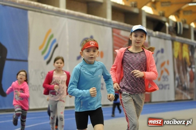 Zdjęcie w galerii na portalu naszraciborz.pl: Ruszyła tegoroczna akcja BiegamBoLubię FOTO wiadomości z regionu