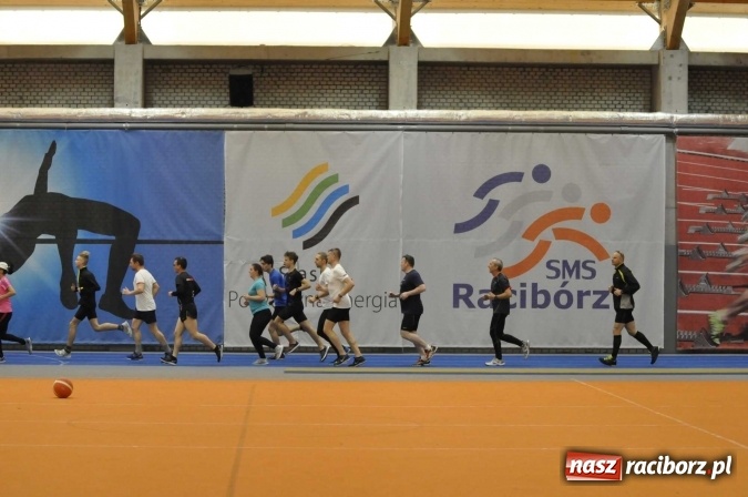 Zdjęcie w galerii na portalu naszraciborz.pl: Ruszyła tegoroczna akcja BiegamBoLubię FOTO wiadomości z regionu