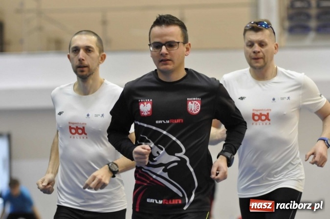 Zdjęcie w galerii na portalu naszraciborz.pl: Ruszyła tegoroczna akcja BiegamBoLubię FOTO wiadomości z regionu