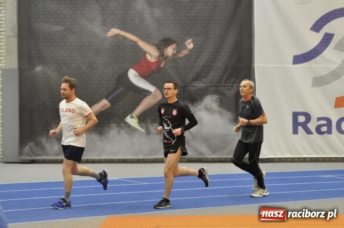 Zdjęcie w galerii na portalu naszraciborz.pl: Ruszyła tegoroczna akcja BiegamBoLubię FOTO wiadomości z regionu