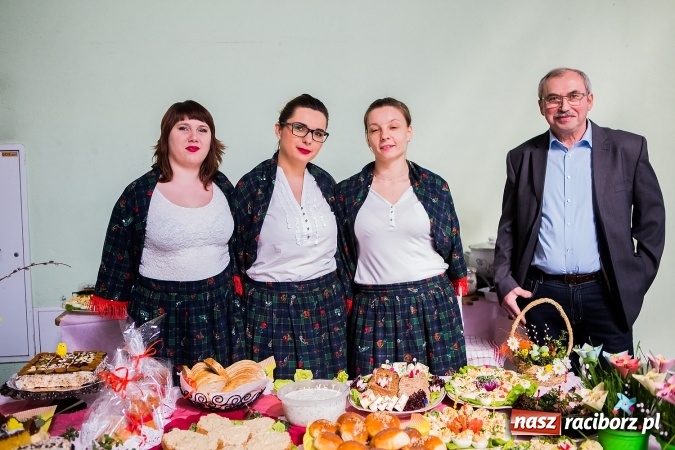 Zdjęcie w galerii na portalu naszraciborz.pl: X Powiatowy Konkurs Potraw Regionalnych w Pietrowicach Wielkich wiadomości z regionu
