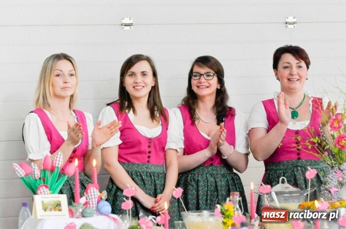 Zdjęcie w galerii na portalu naszraciborz.pl: Udziec z muflona i kolorowe mazurki, czyli czym dziś zajadają się mieszkańcy naszego powiatu wiadomości z regionu