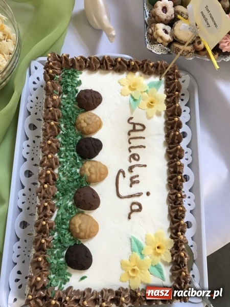 Zdjęcie w galerii na portalu naszraciborz.pl: Udziec z muflona i kolorowe mazurki, czyli czym dziś zajadają się mieszkańcy naszego powiatu wiadomości z regionu