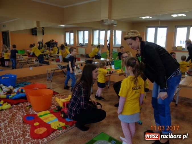 Zdjęcie w galerii na portalu naszraciborz.pl: Fiku-miku powitało już wiosnę  wiadomości z regionu