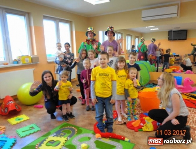 Zdjęcie w galerii na portalu naszraciborz.pl: Fiku-miku powitało już wiosnę  wiadomości z regionu