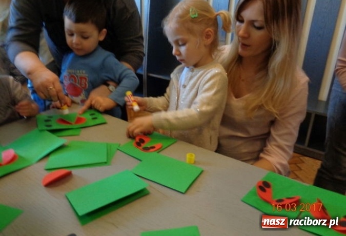 Zdjęcie w galerii na portalu naszraciborz.pl: Fiku-miku powitało już wiosnę  wiadomości z regionu