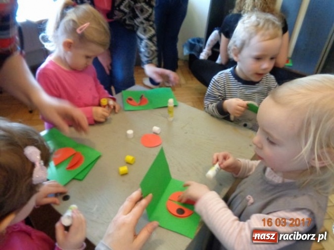 Zdjęcie w galerii na portalu naszraciborz.pl: Fiku-miku powitało już wiosnę  wiadomości z regionu