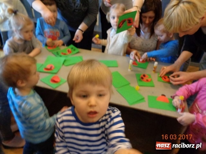 Zdjęcie w galerii na portalu naszraciborz.pl: Fiku-miku powitało już wiosnę  wiadomości z regionu