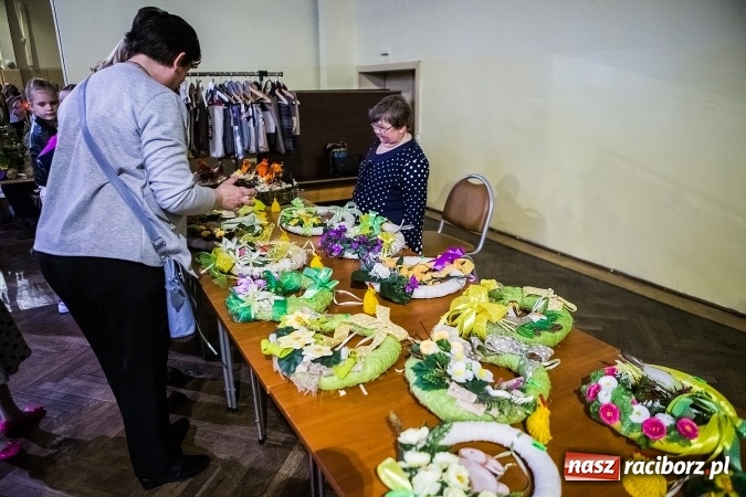 Zdjęcie w galerii na portalu naszraciborz.pl: Kiermasz wielkanocny w Krzanowicach wiadomości z regionu