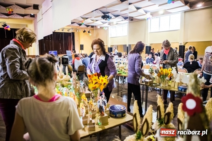 Zdjęcie w galerii na portalu naszraciborz.pl: Kiermasz wielkanocny w Krzanowicach wiadomości z regionu