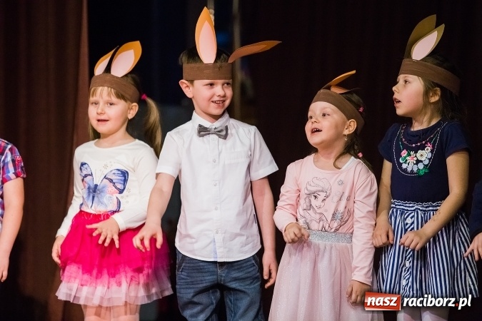 Zdjęcie w galerii na portalu naszraciborz.pl: Kiermasz wielkanocny w Krzanowicach wiadomości z regionu