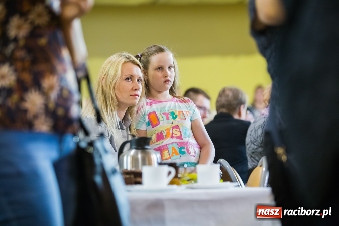 Zdjęcie w galerii na portalu naszraciborz.pl: Kiermasz wielkanocny w Krzanowicach wiadomości z regionu