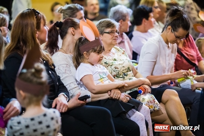 Zdjęcie w galerii na portalu naszraciborz.pl: Kiermasz wielkanocny w Krzanowicach wiadomości z regionu