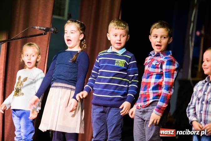 Zdjęcie w galerii na portalu naszraciborz.pl: Kiermasz wielkanocny w Krzanowicach wiadomości z regionu