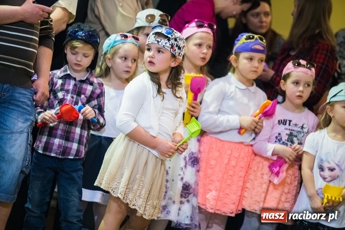 Zdjęcie w galerii na portalu naszraciborz.pl: Kiermasz wielkanocny w Krzanowicach wiadomości z regionu