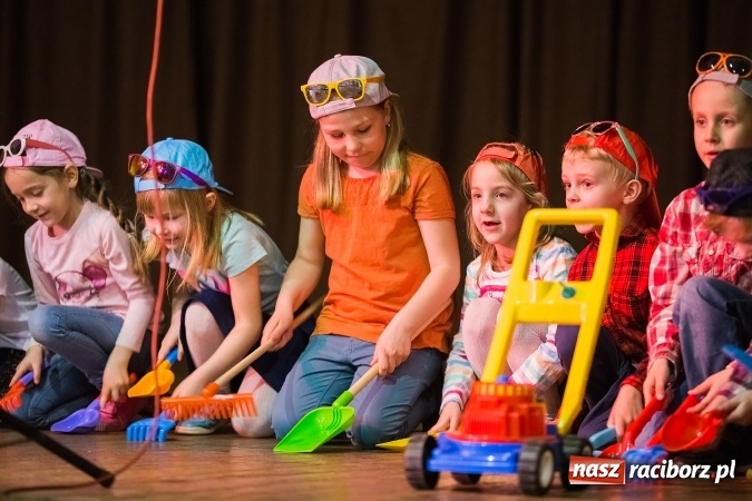 Zdjęcie w galerii na portalu naszraciborz.pl: Kiermasz wielkanocny w Krzanowicach wiadomości z regionu