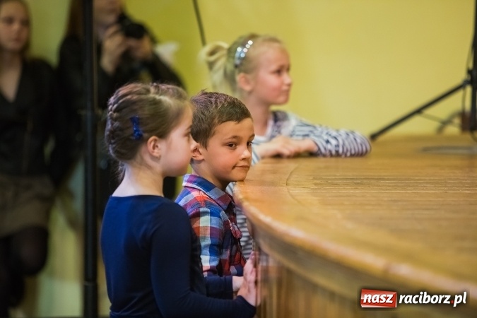 Zdjęcie w galerii na portalu naszraciborz.pl: Kiermasz wielkanocny w Krzanowicach wiadomości z regionu