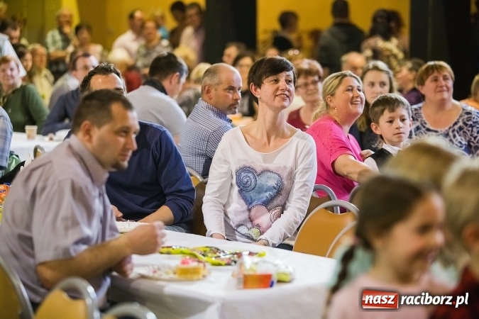 Zdjęcie w galerii na portalu naszraciborz.pl: Kiermasz wielkanocny w Krzanowicach wiadomości z regionu