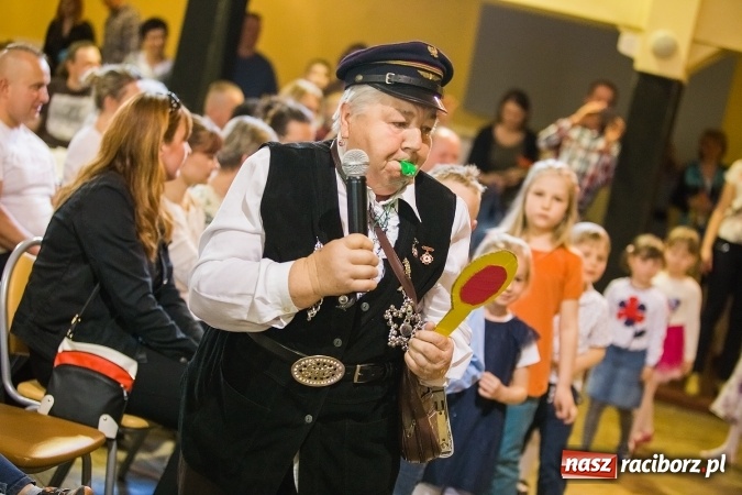 Zdjęcie w galerii na portalu naszraciborz.pl: Kiermasz wielkanocny w Krzanowicach wiadomości z regionu