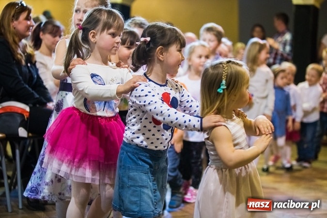 Zdjęcie w galerii na portalu naszraciborz.pl: Kiermasz wielkanocny w Krzanowicach wiadomości z regionu
