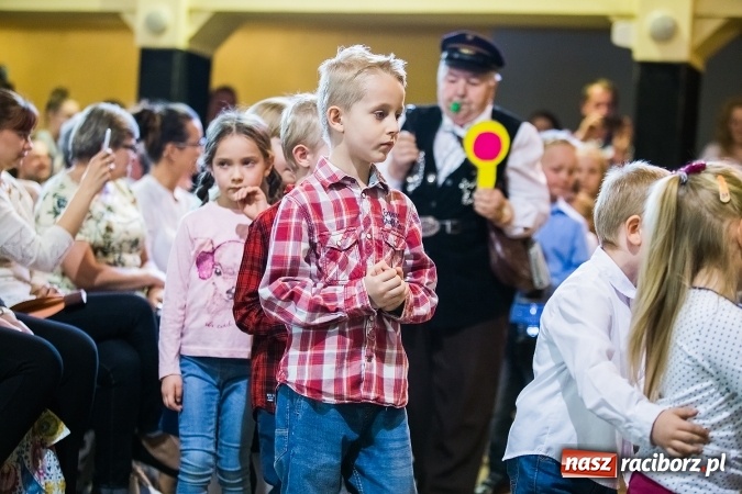 Zdjęcie w galerii na portalu naszraciborz.pl: Kiermasz wielkanocny w Krzanowicach wiadomości z regionu