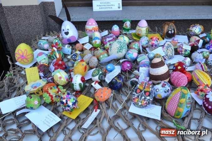 Zdjęcie w galerii na portalu naszraciborz.pl: Wielkanocne stoły na kiermaszu w Tworkowie  wiadomości z regionu