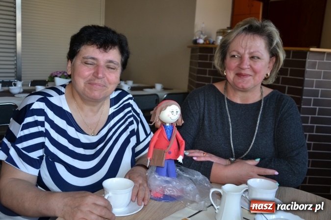 Zdjęcie w galerii na portalu naszraciborz.pl: Wielkanocne stoły na kiermaszu w Tworkowie  wiadomości z regionu