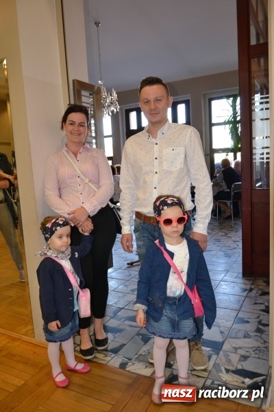 Zdjęcie w galerii na portalu naszraciborz.pl: Wielkanocne stoły na kiermaszu w Tworkowie  wiadomości z regionu