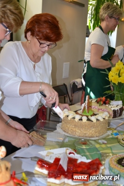 Zdjęcie w galerii na portalu naszraciborz.pl: Wielkanocne stoły na kiermaszu w Tworkowie  wiadomości z regionu