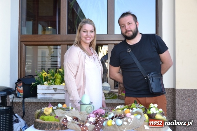 Zdjęcie w galerii na portalu naszraciborz.pl: Wielkanocne stoły na kiermaszu w Tworkowie  wiadomości z regionu