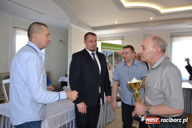 Zdjęcie w galerii na portalu naszraciborz.pl: Turniej Skata o Puchar Wójta Gminy  wiadomości z regionu