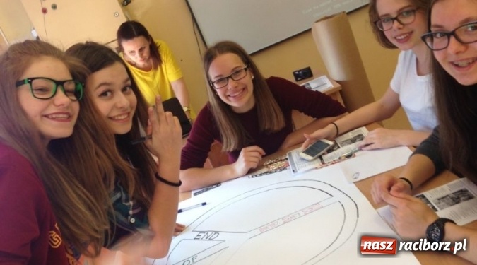 Zdjęcie w galerii na portalu naszraciborz.pl: Gimnazjum nr 3 i SP 18 współpracują z niemiecką szkołą w Roth wiadomości z regionu