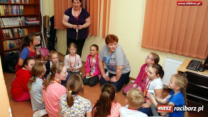 Zdjęcie w galerii na portalu naszraciborz.pl: Raciborska książnica zorganizowała XV Noc z Andersenem wiadomości z regionu