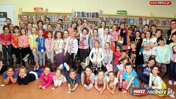 Zdjęcie w galerii na portalu naszraciborz.pl: Raciborska książnica zorganizowała XV Noc z Andersenem wiadomości z regionu